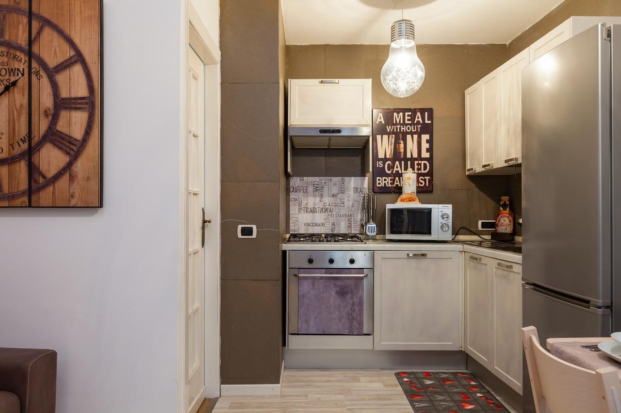 Apartment Borgo S. Antonio Abate I - Bh 89 Naples